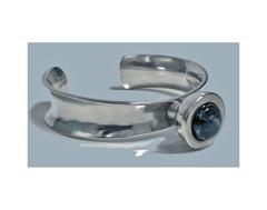 Brazalete modernista escandinavo de plata, Rune Tennesmed, Suecia, 1958