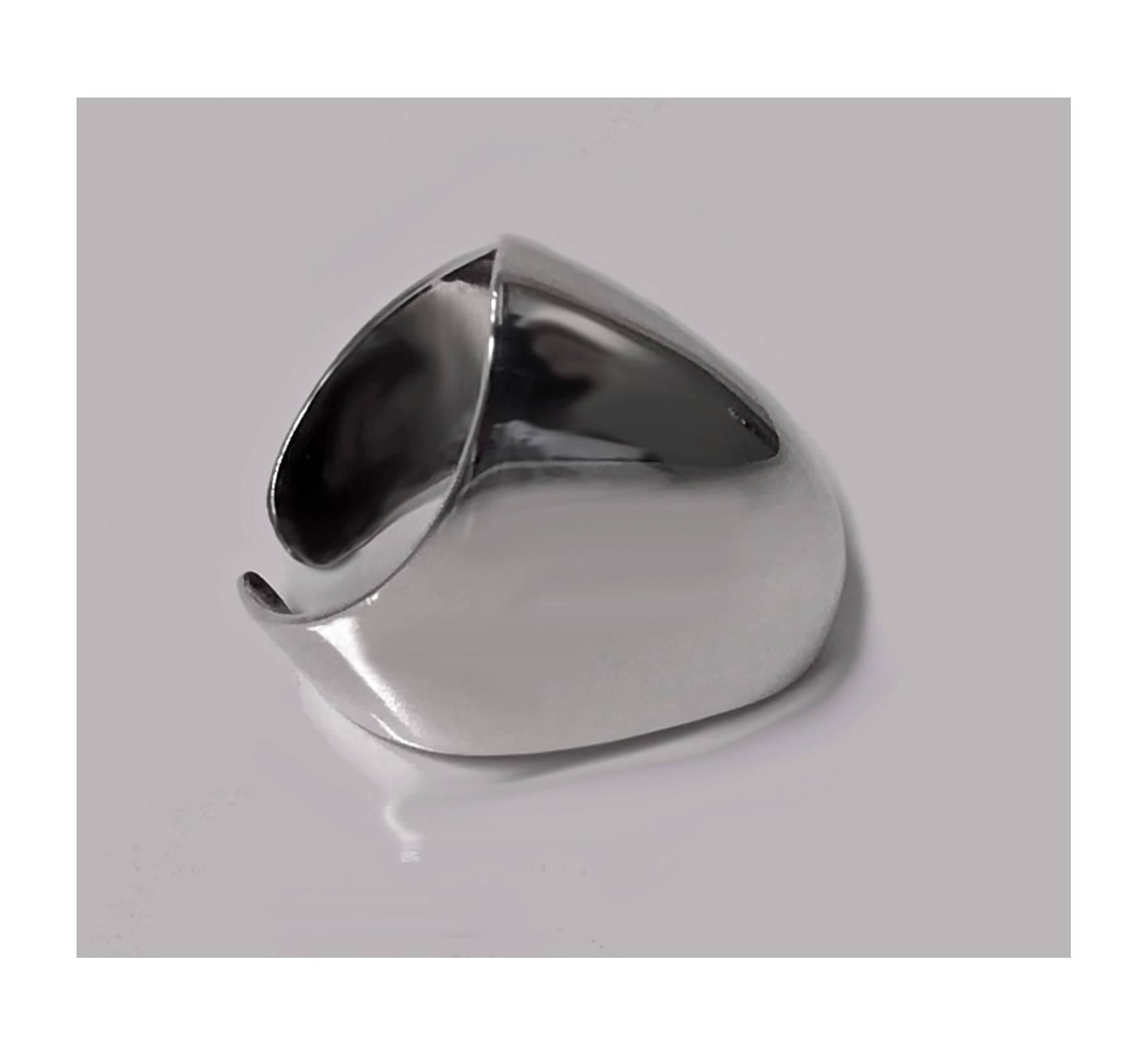 Bent Knudsen Danish Sterling mid 20th century large plain polished ovoid abstract Ring, design 56 signed Bent K. Item Weight: 6.8 gm. Ring Size: 7-8