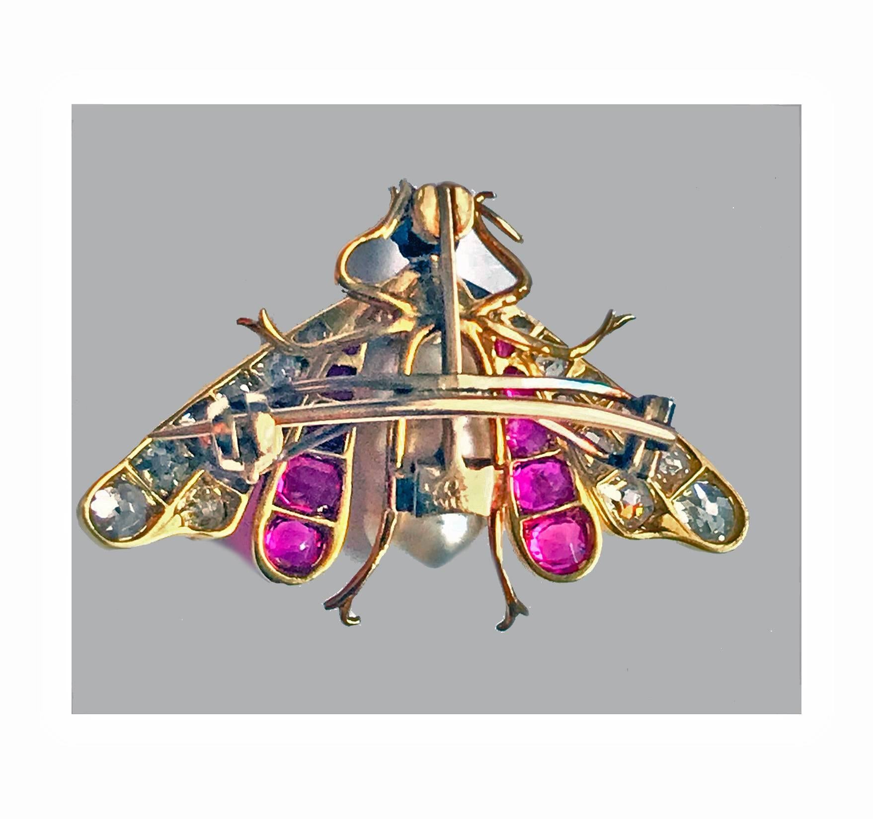 Antique Ruby Diamond Pearl Gold Bee Brooch Pin In Excellent Condition In Toronto, ON