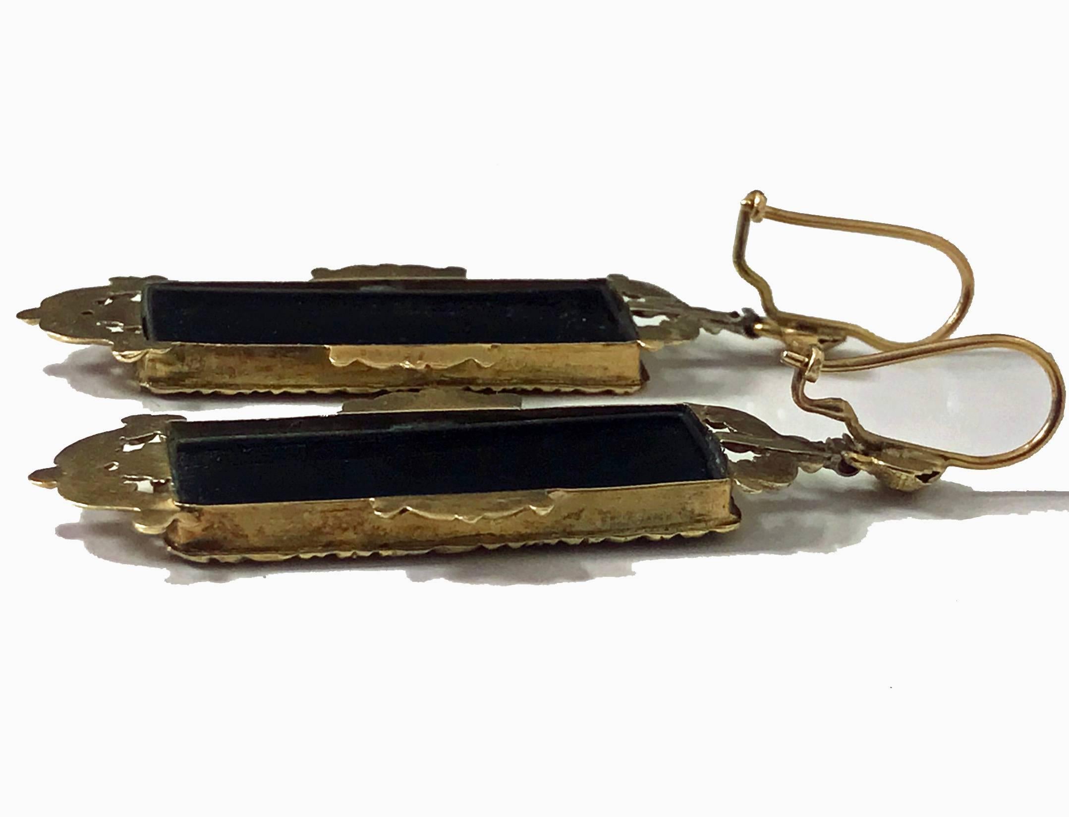  Antique Victorian   Spaniel Enamel Gold Earrings 1