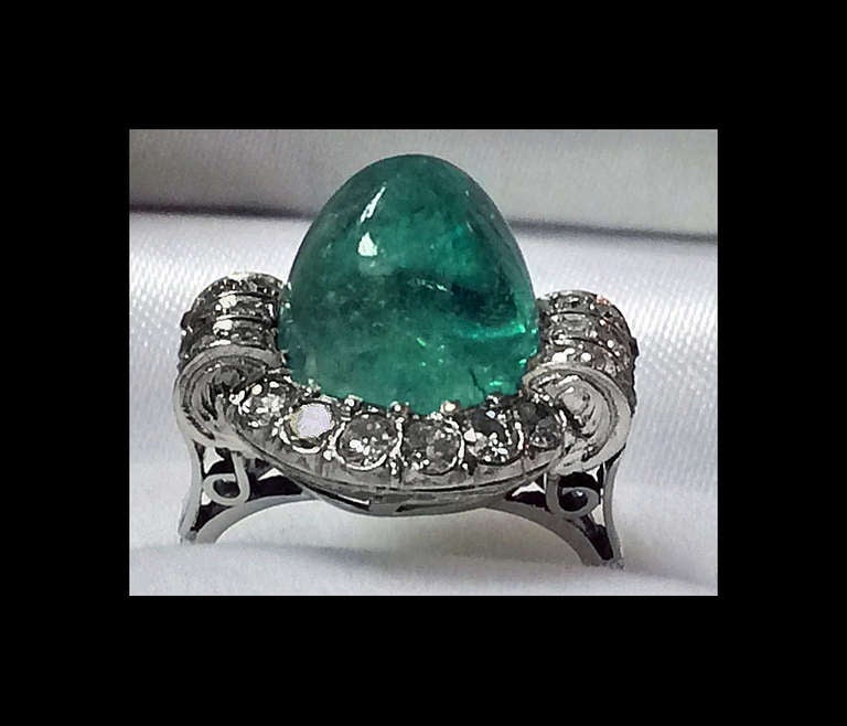 Art Deco Emerald Diamond Platinum Ring In Good Condition In Toronto, ON