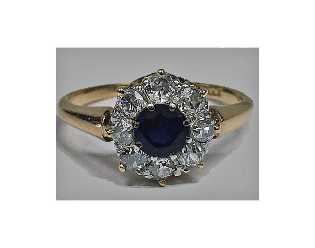 Antique English Sapphire Diamond Gold Ring In Good Condition In Toronto, ON