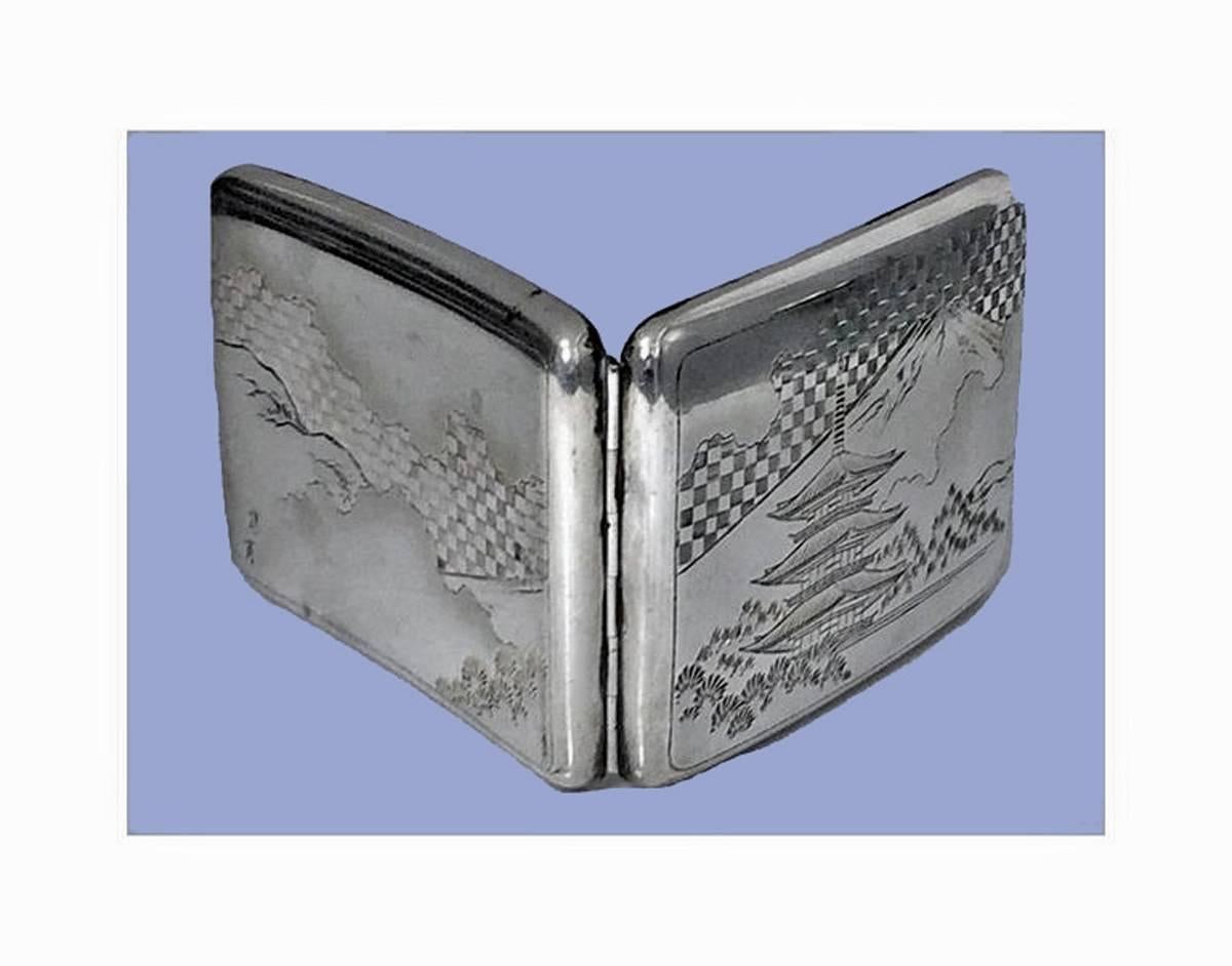 Fine Japanese 950 Silver Box Case, circa 1920 In Good Condition In Toronto, ON