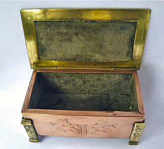 Arts & Crafts Enamel Box, circa 1900 In Good Condition In Toronto, ON