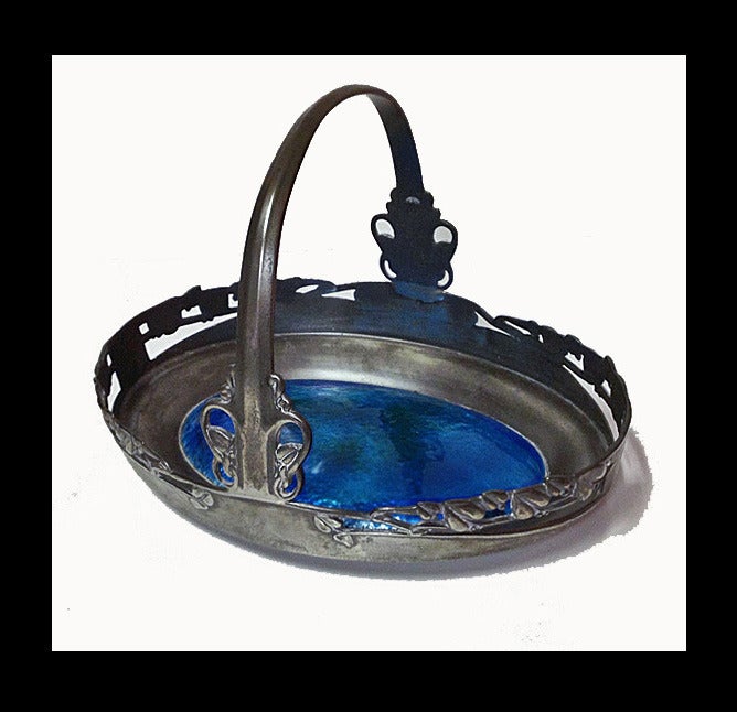 Archibald Knox Liberty & Co. Enamel Basket, English, circa 1900 In Good Condition For Sale In Toronto, ON