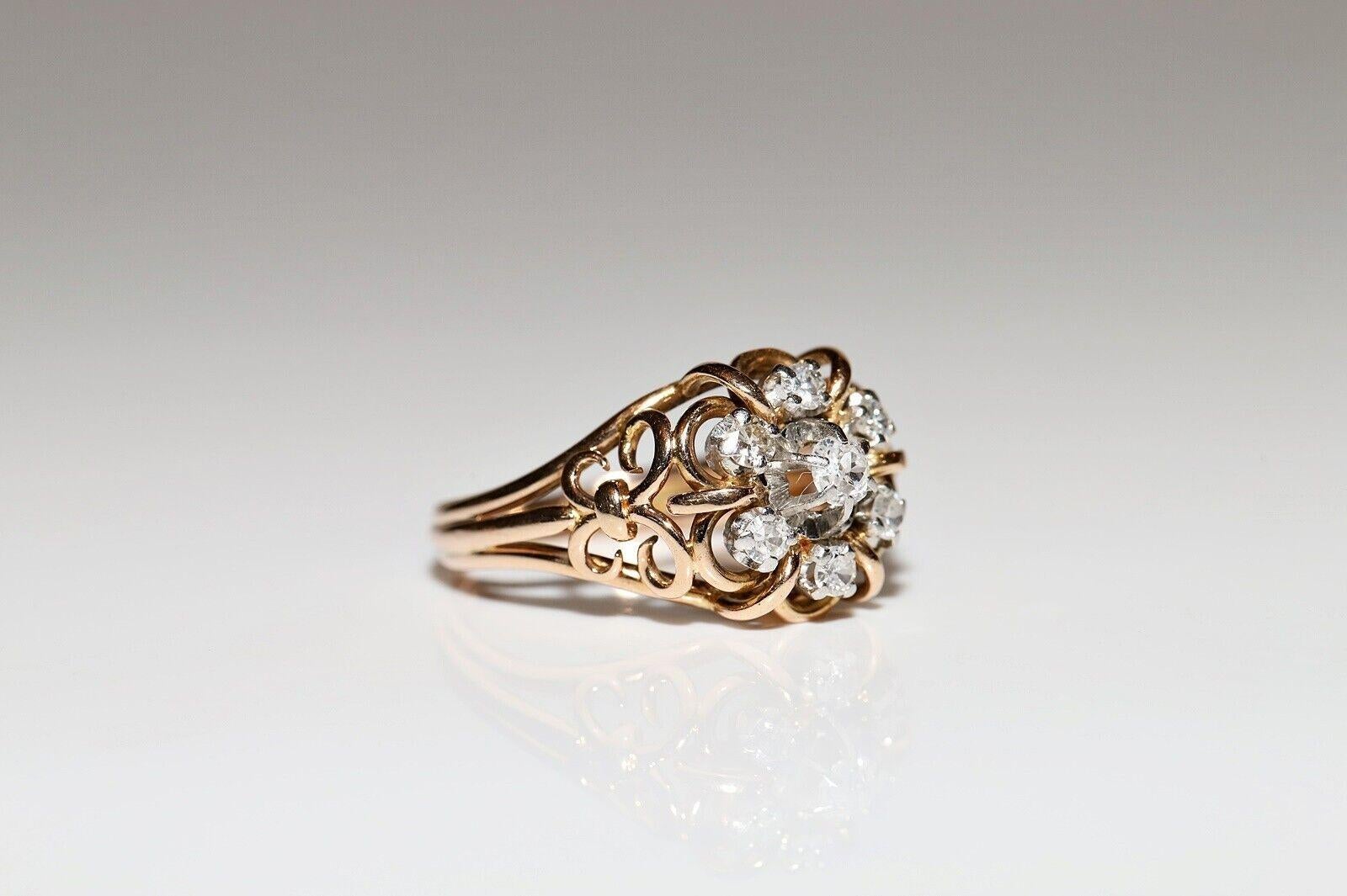 Brilliant Cut Victorian Circa 1900s 18k Gold Natural Diamond Decorated Ring  For Sale