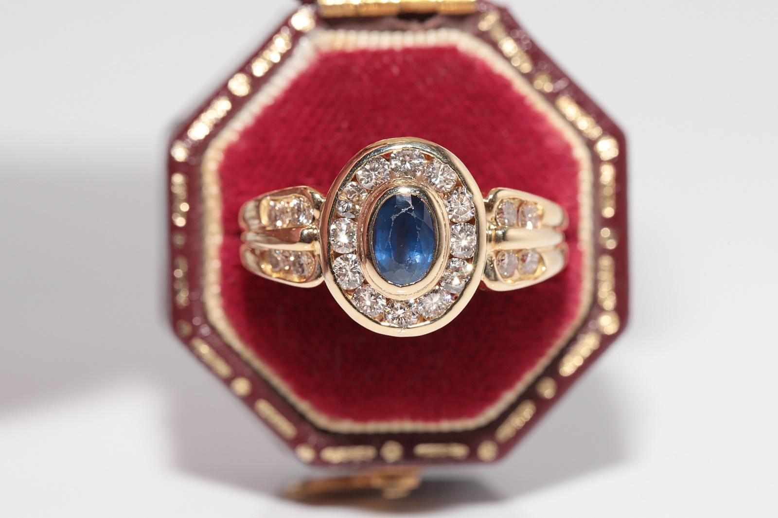Vintage CIRCA 1980s 18k Gold Natürlicher Diamant Ovalschliff Saphir Dekorierter Ring Damen im Angebot