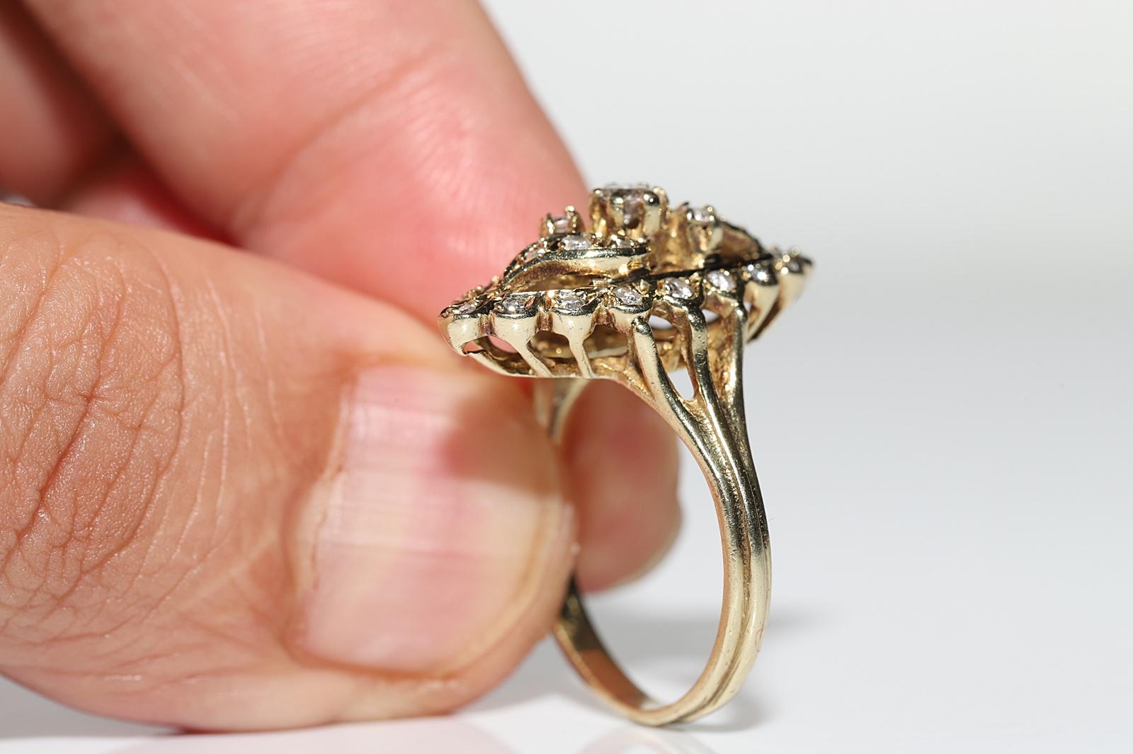 Vintage Circa 1970er Jahre 14k Gold Natürlicher Diamant Dekorierter Navette Ring im Zustand „Gut“ im Angebot in Fatih/İstanbul, 34