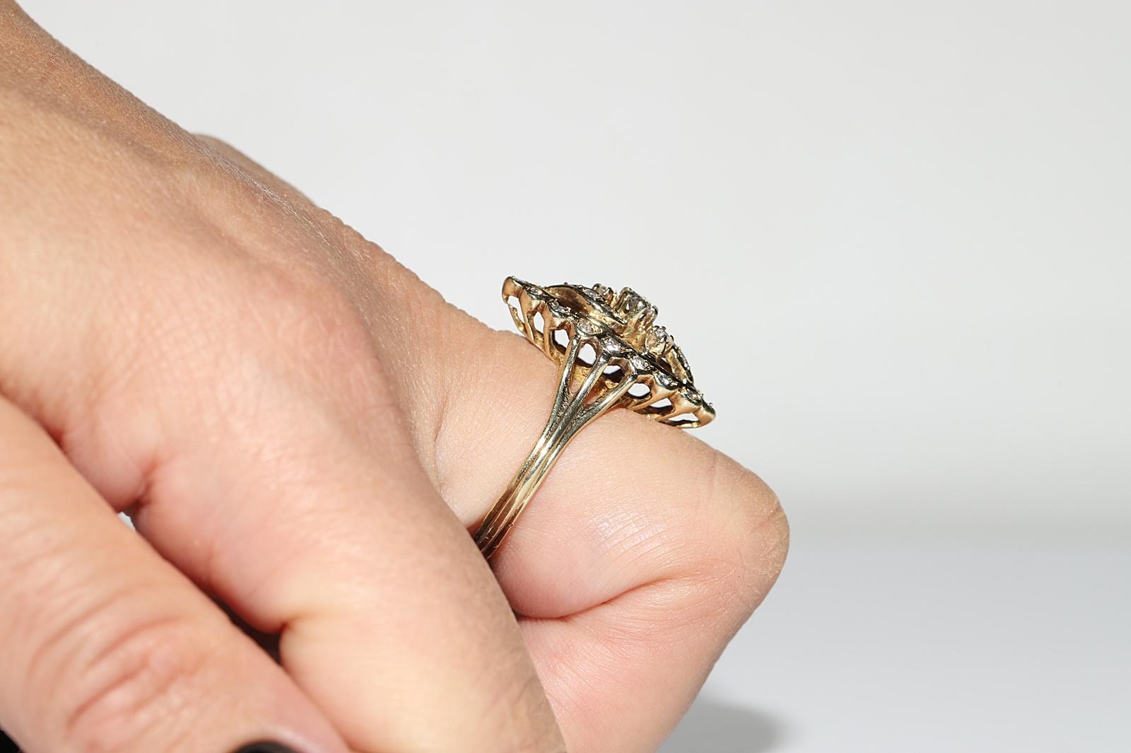 Vintage Circa 1970er Jahre 14k Gold Natürlicher Diamant Dekorierter Navette Ring im Angebot 6