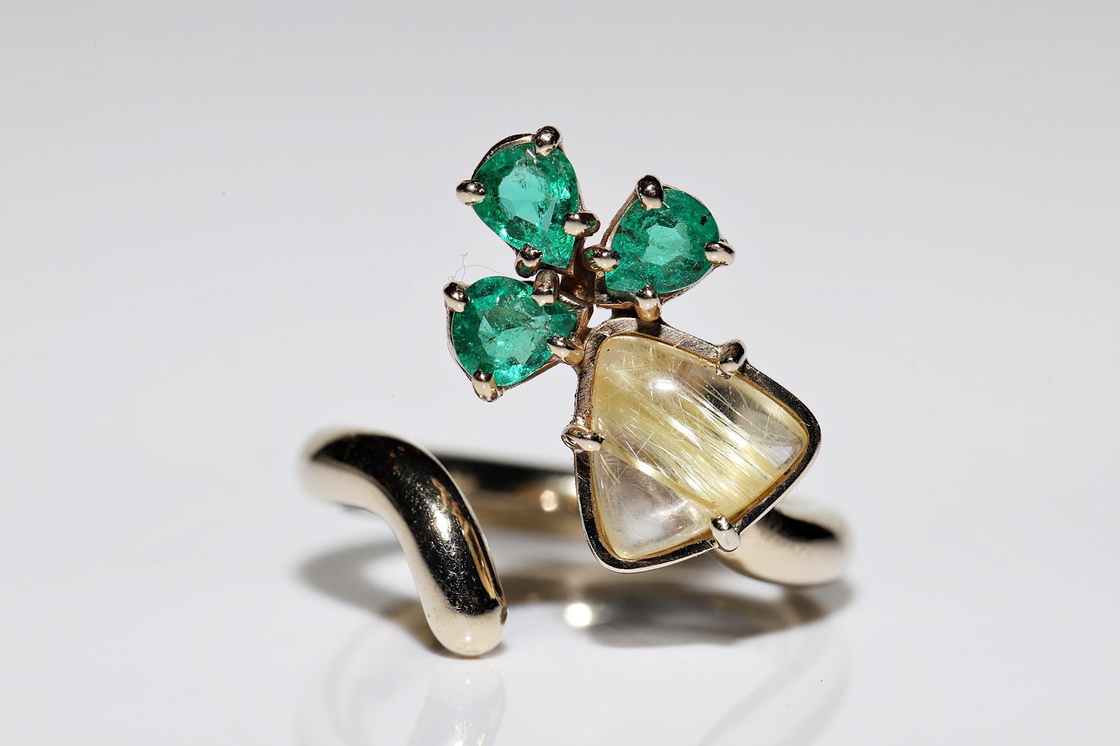 Vintage CIRCA 1990er Jahre 18k Gold natürlichen Smaragd und Rutille Quarz verziert Ring Damen im Angebot