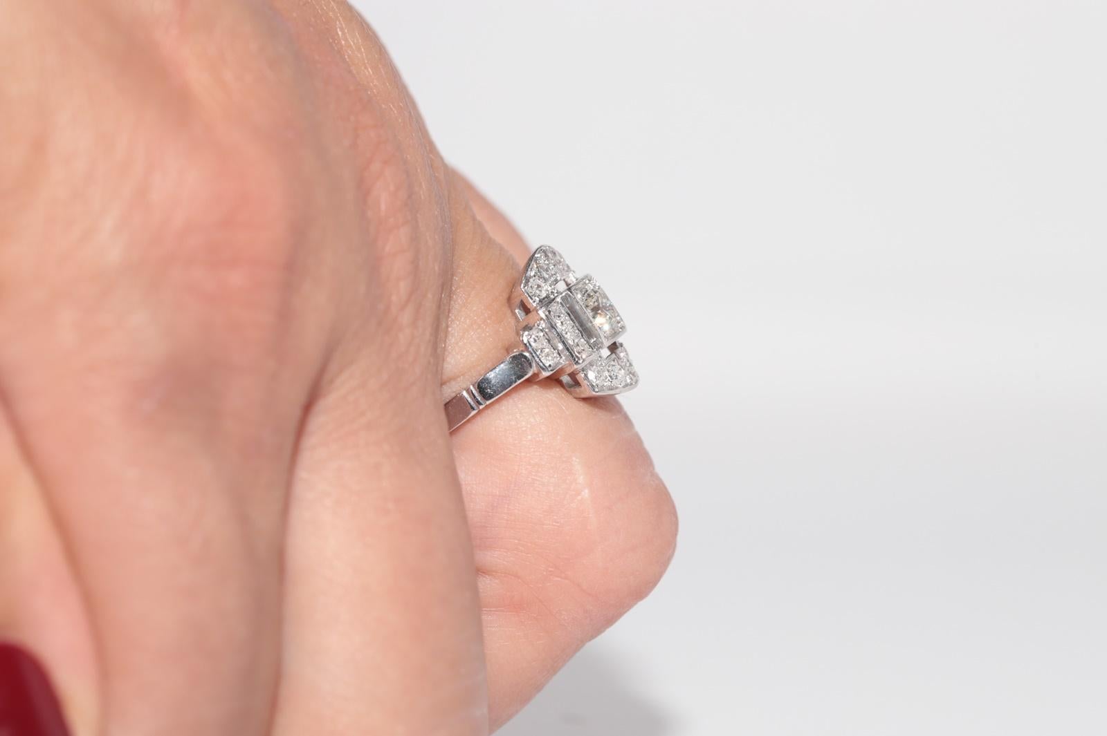Anello antico CIRCA 1930 Art Decor in platino e diamanti naturali In condizioni buone in vendita a Fatih/İstanbul, 34