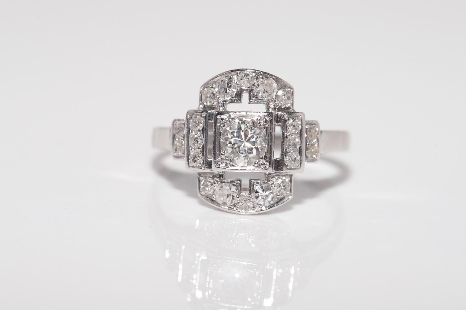 Anello antico CIRCA 1930 Art Decor in platino e diamanti naturali in vendita 2