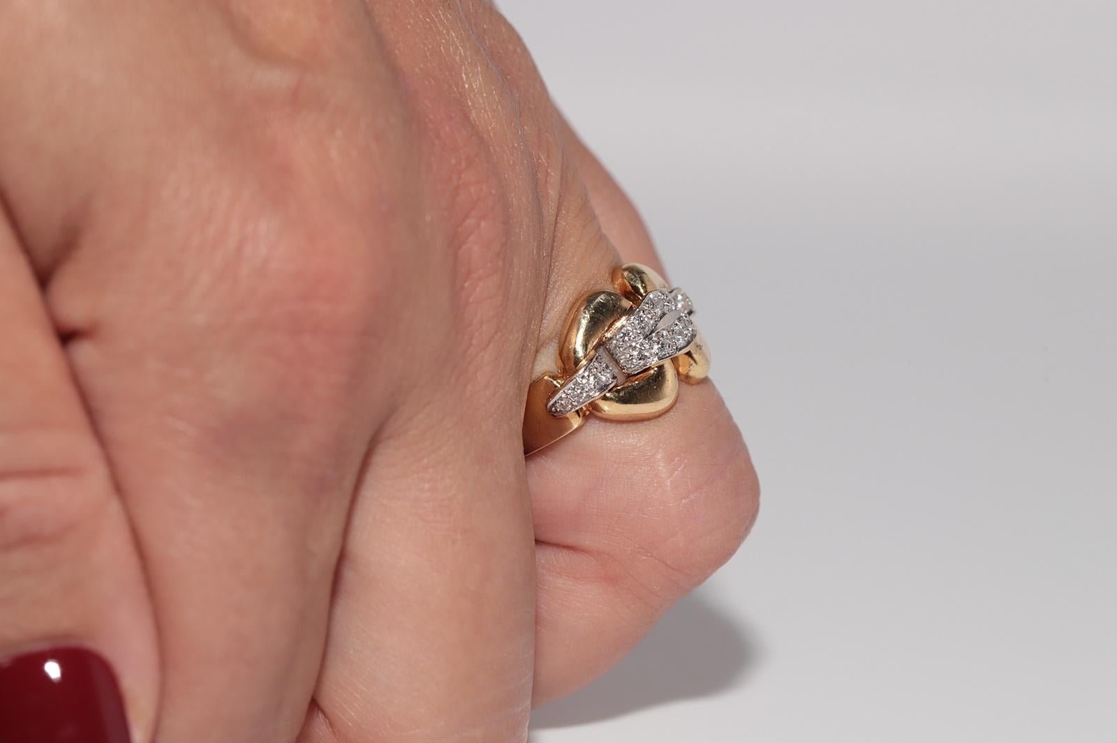 Anello a fascia decorato con diamanti naturali in oro 18 carati, CIRCA GLI ANNI 80 In condizioni buone in vendita a Fatih/İstanbul, 34