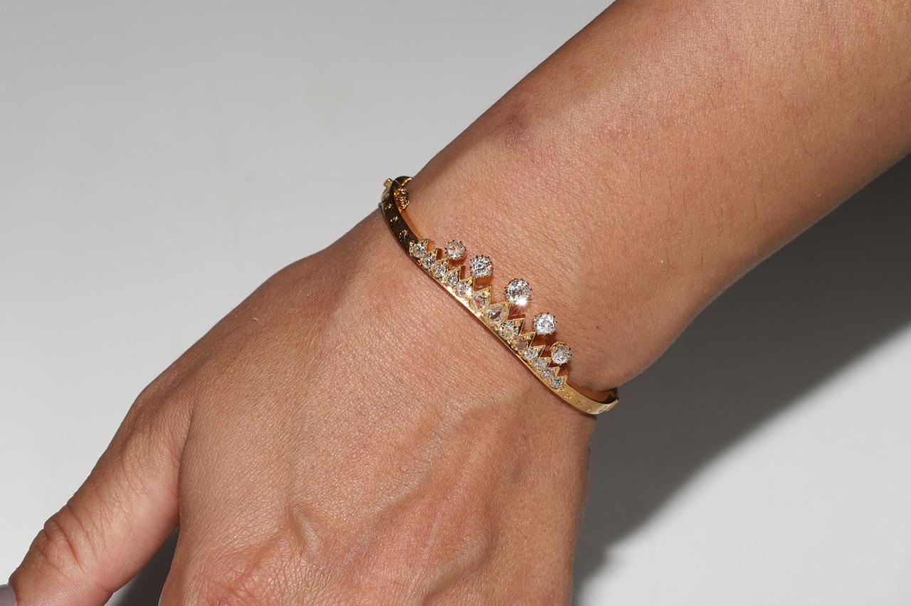 Bracelet ancien en or 18k Victorien Circa 1900s Natural Old Mine Cut Diamonds en vente 9