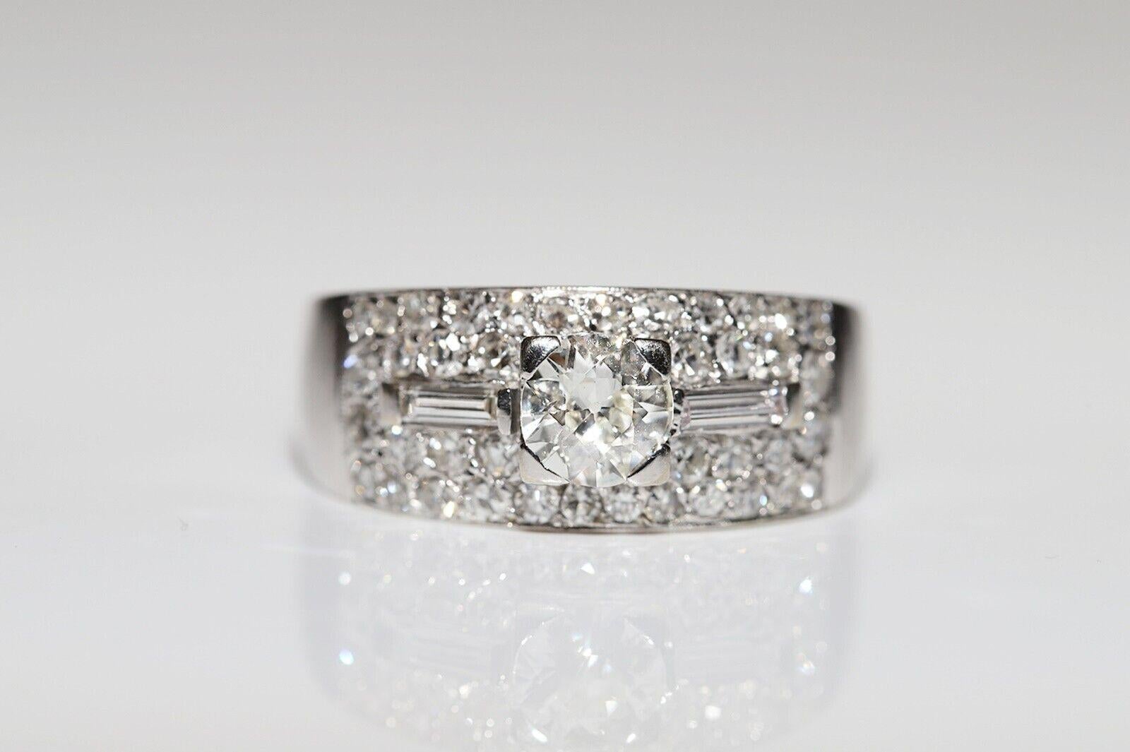 Vintage CIRCA 1980er Jahre 18k Gold natürlichen Diamanten verziert Cluster Ring im Angebot 5