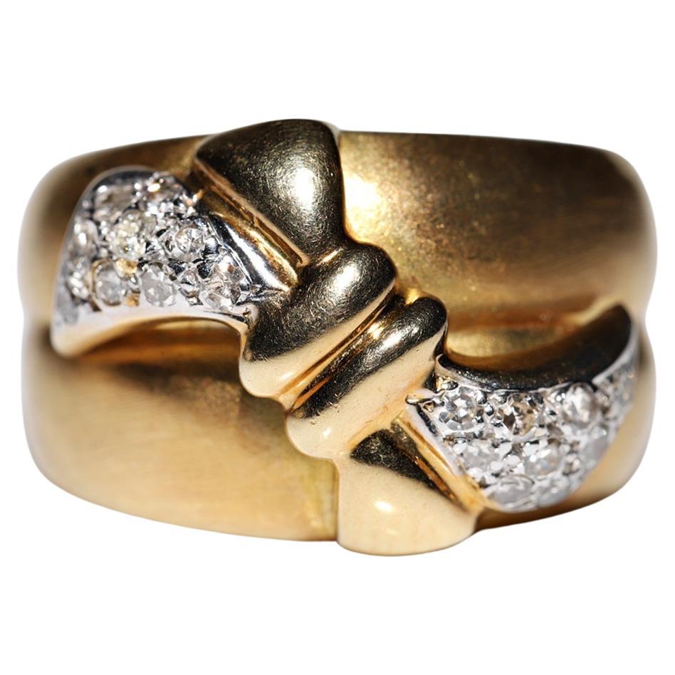 Anello forte in oro 18k con diamanti naturali decorati, CIRCA ANNI 70 in vendita