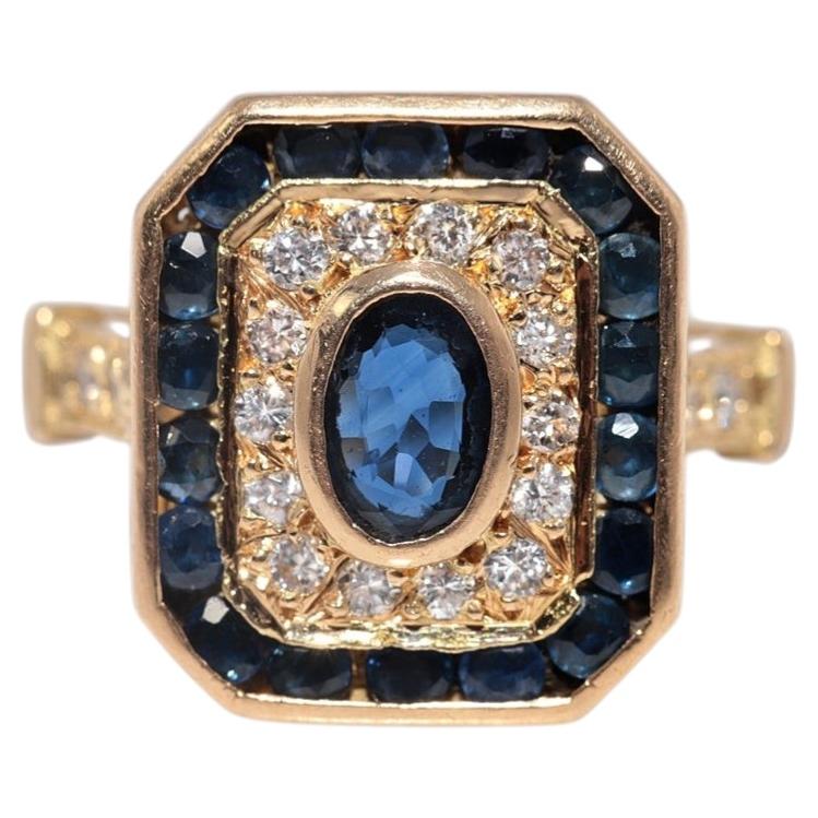 Vintage Circa 1970s 18k Gold Natural Diamond And Sapphire Square Design Ring