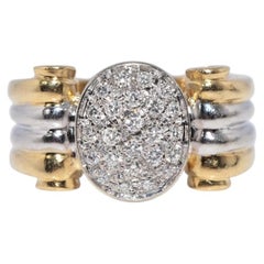 Vintage Circa 1980s 18k Gold Natural Diamond Decorated Strong Ring