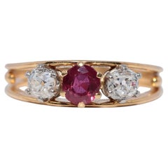 Antique Circa 1900s 18k Gold Natural Old Cut Diamond And Ruby Three Stone Ring