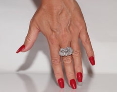 Vintage Circa 1990er Jahre 18k Gold Natürlicher Diamant Dekorierter starker Vintage-Ring