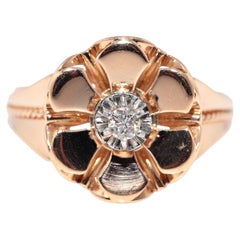 Vintage Circa 1950s 18k Gold Natural Diamond Decorated Solitaire Ring