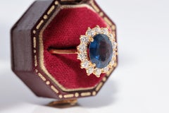 Vintage Circa 1980s 18k Gold Natural Diamond And Oval Cut Sapphire Ring