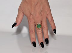 Newly Made 14k Gold Natural Emerald And Natural Diamond Decorated Ring