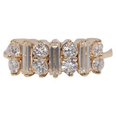 Vintage Circa 1980s 18k Gold Natural Diamond Decorated Band Ring