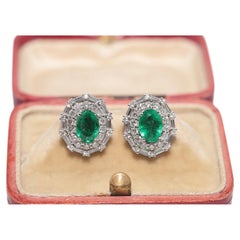 Vintage Circa 1990s 14k Gold Natural Diamond And Oval Cut Emerald Stud Earring