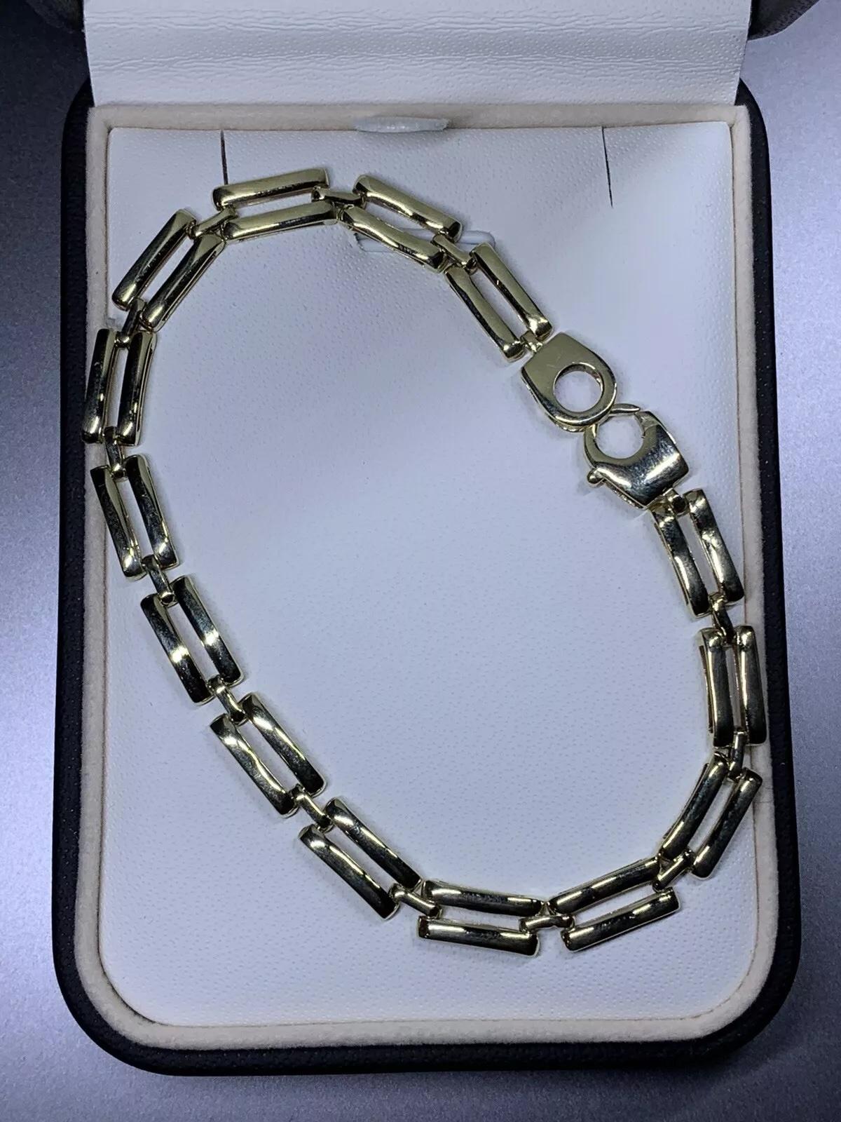 Bracelet large en or jaune avec chaîne cubaine à maillons serrés en vente 1