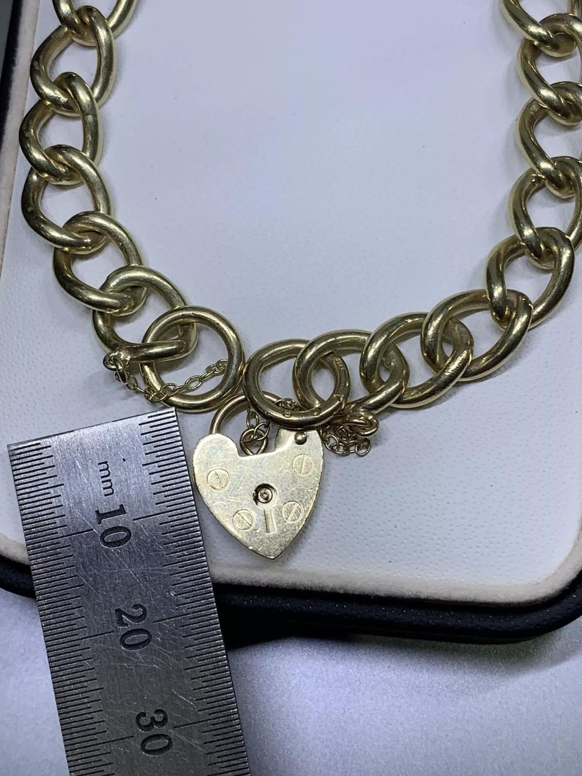 Bracelet en or jaune à maillons cubains et à grosses mailles en vente 1