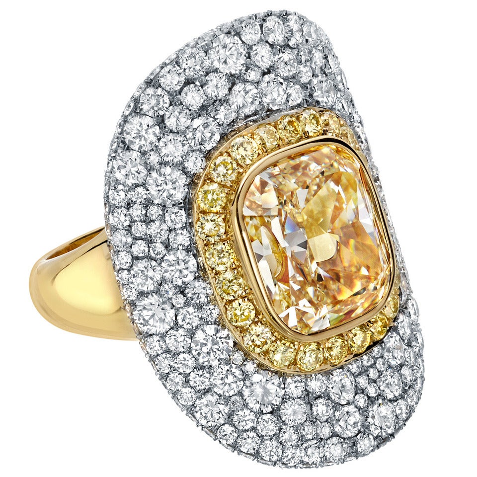 Tamir Prominent 5.30 Carat GIA Cert Light Yellow Diamond Gold Platinum Ring