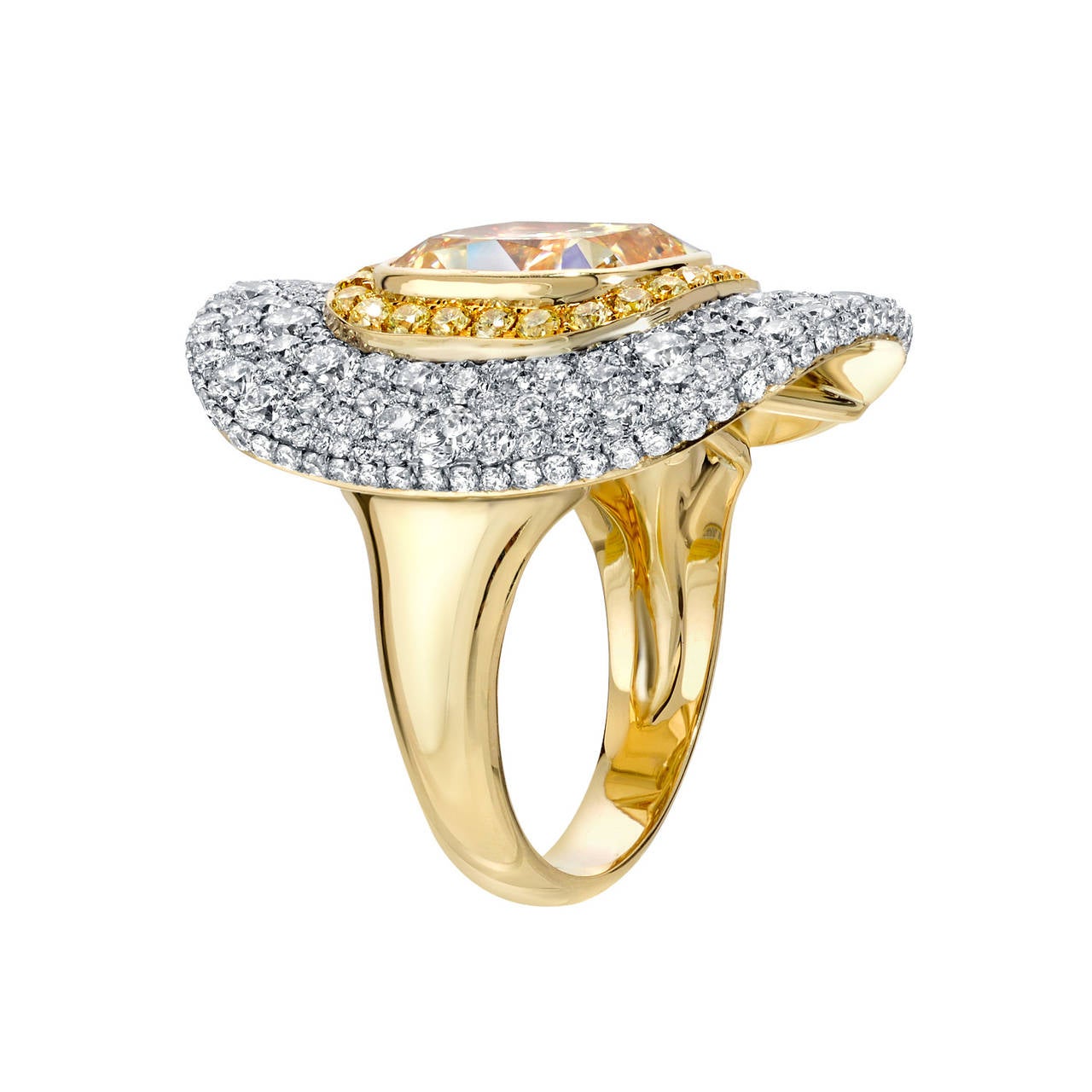 Tamir Prominent 5.30 Carat GIA Cert Light Yellow Diamond Gold Platinum Ring In New Condition In Beverly Hills, CA