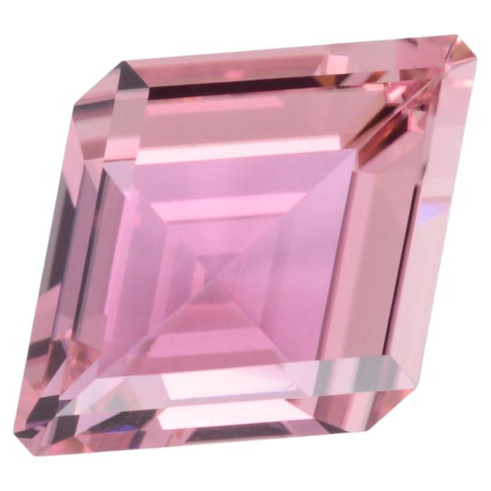 Kite Cut Pink Tourmaline Ring Necklace Gem 4.27 Carat Unmounted Kite Shape Loose Gemstone
