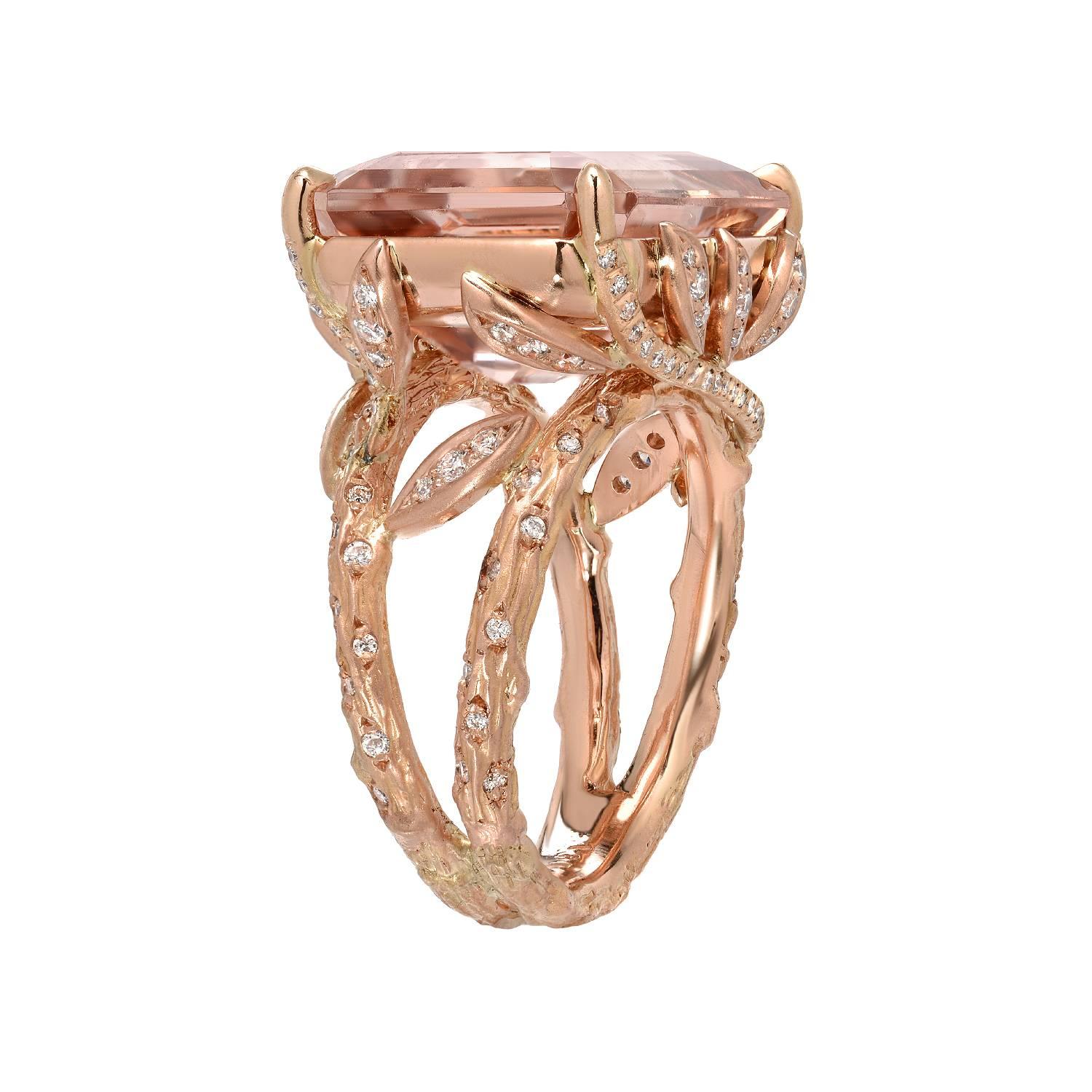 Very fine 14.49ct emerald cut Morganite, and 0.42ct total round brilliant diamonds, 18K rose gold ring.
Size 6. Re-sizing is complimentary upon request.