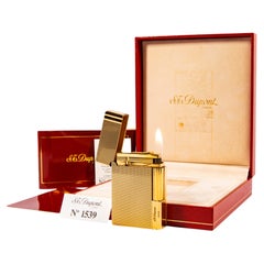 Vintage Gold Plated S.T. Dupont Gatsby Lighter in Box 1980s