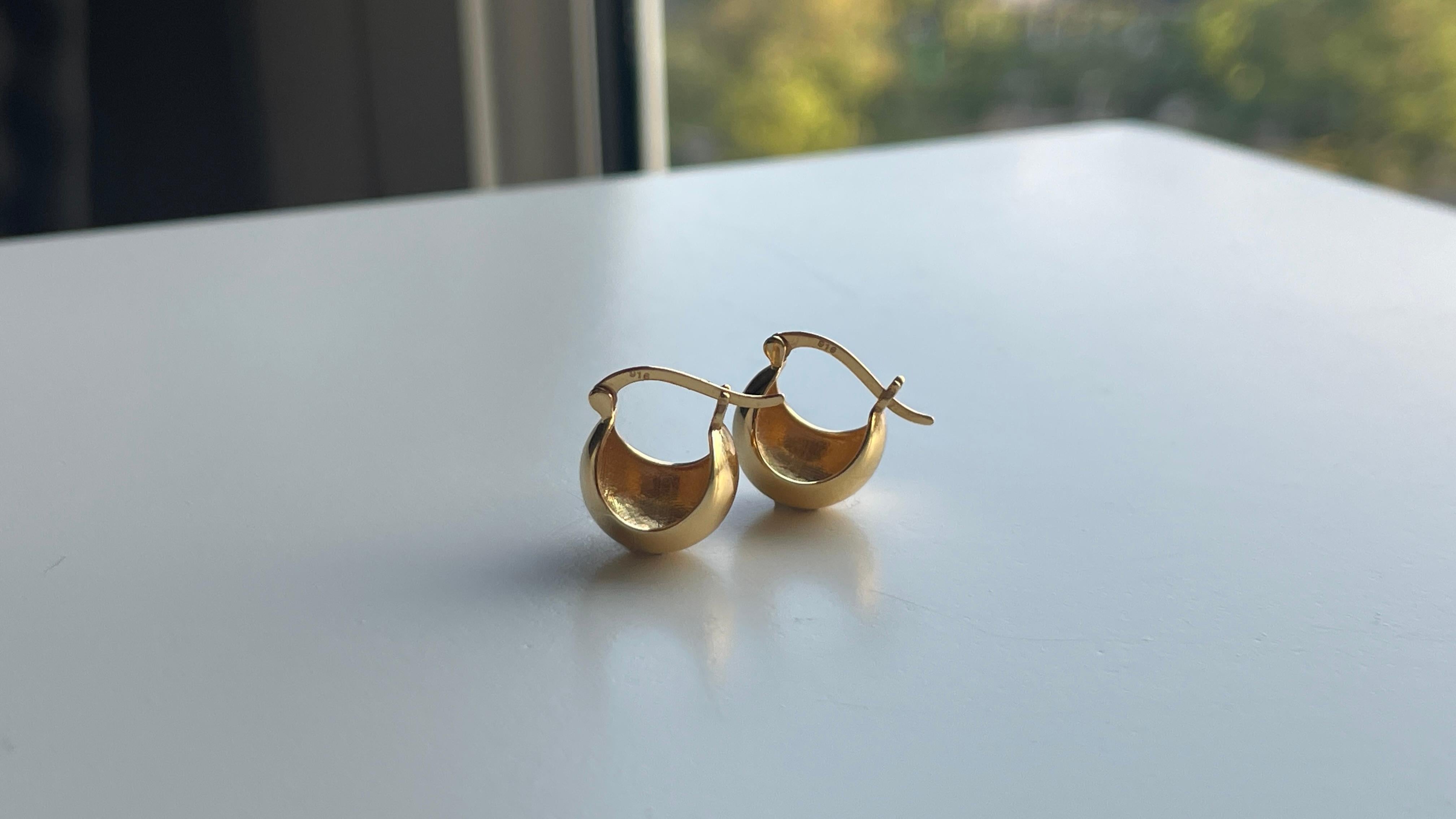 Donna Orecchini a cerchio in oro 916 22k - Oro puro 916 (misura 1cm/10mm) cerchio in oro/1,64g in vendita