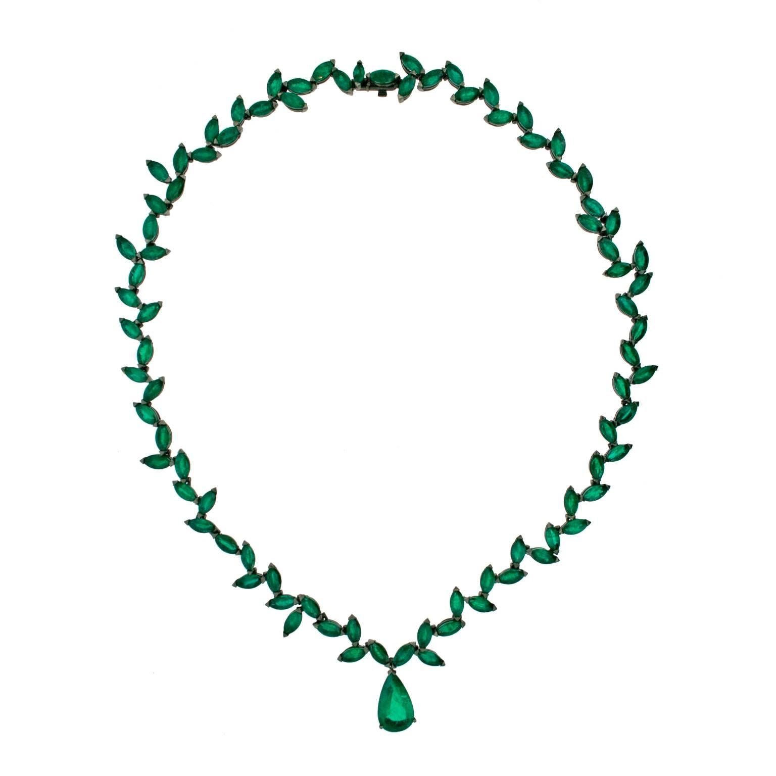 Modern Marquise Emerald Rhodium Gold Old Fashioned Necklace For Sale
