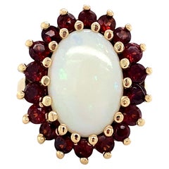 Vintage Natural Opal und Granat Halo Cocktail Ring, 14K Gelbgold