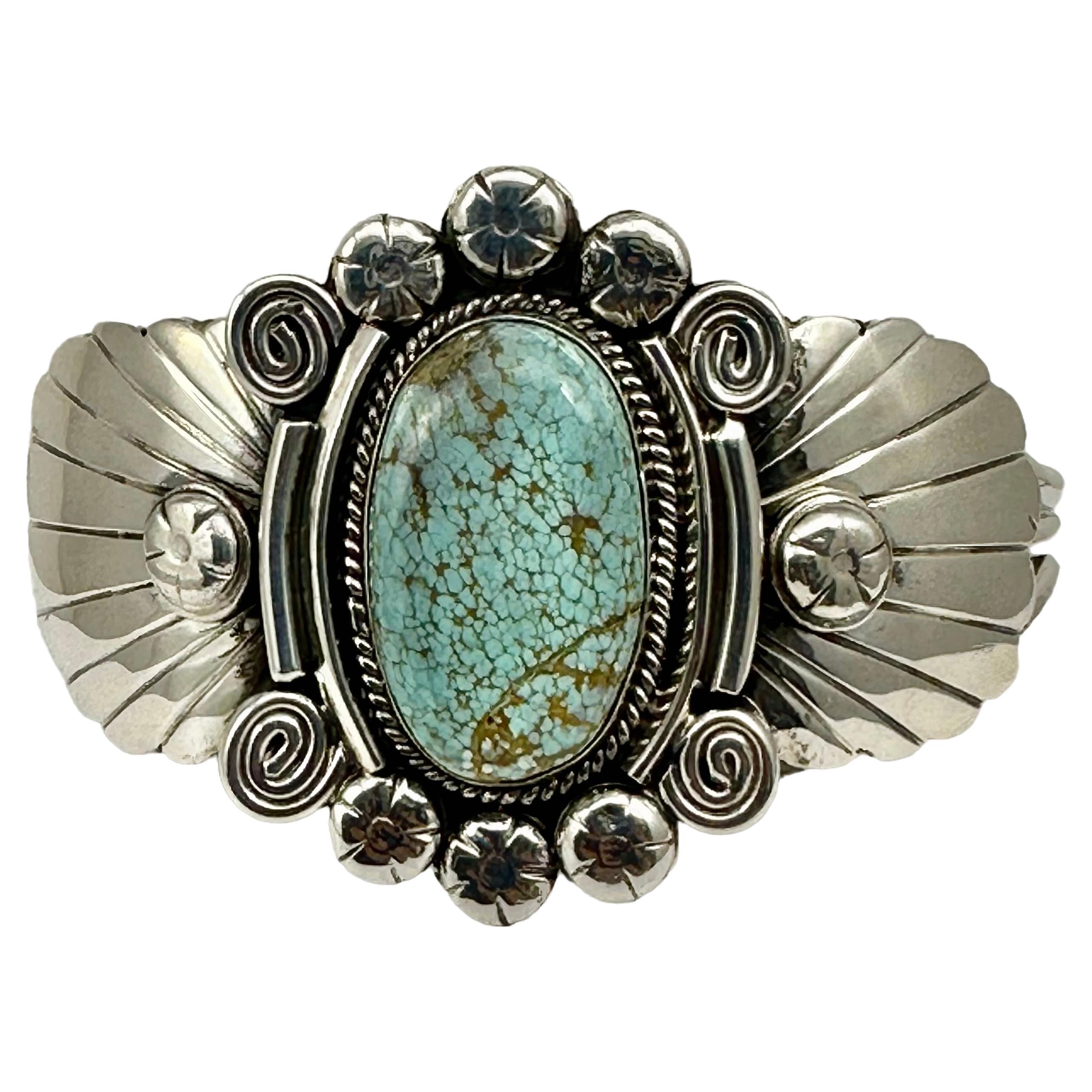 Bracelet Navajo en argent sterling .925 numéro #8 turquoise signé Gilbert Tom
