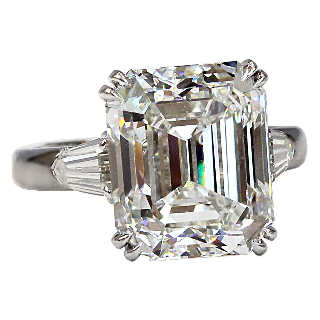 13.54 Carat Emerald Cut Diamond Platinum Ring