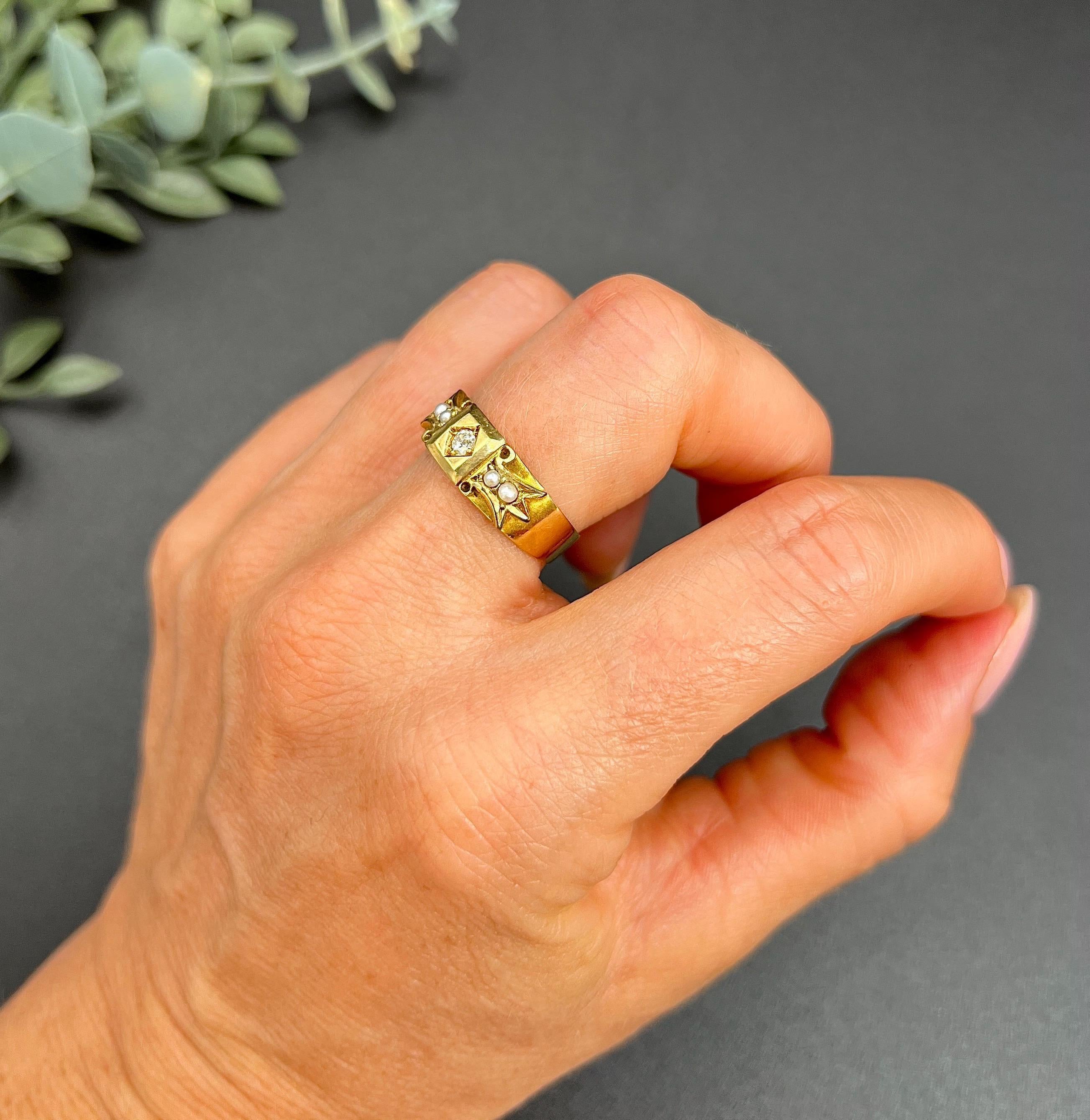 Bague ancienne en or 18ct, diamant victorien et perle, poinçonnée Londres 1894 Bon état - En vente à Brighton, GB