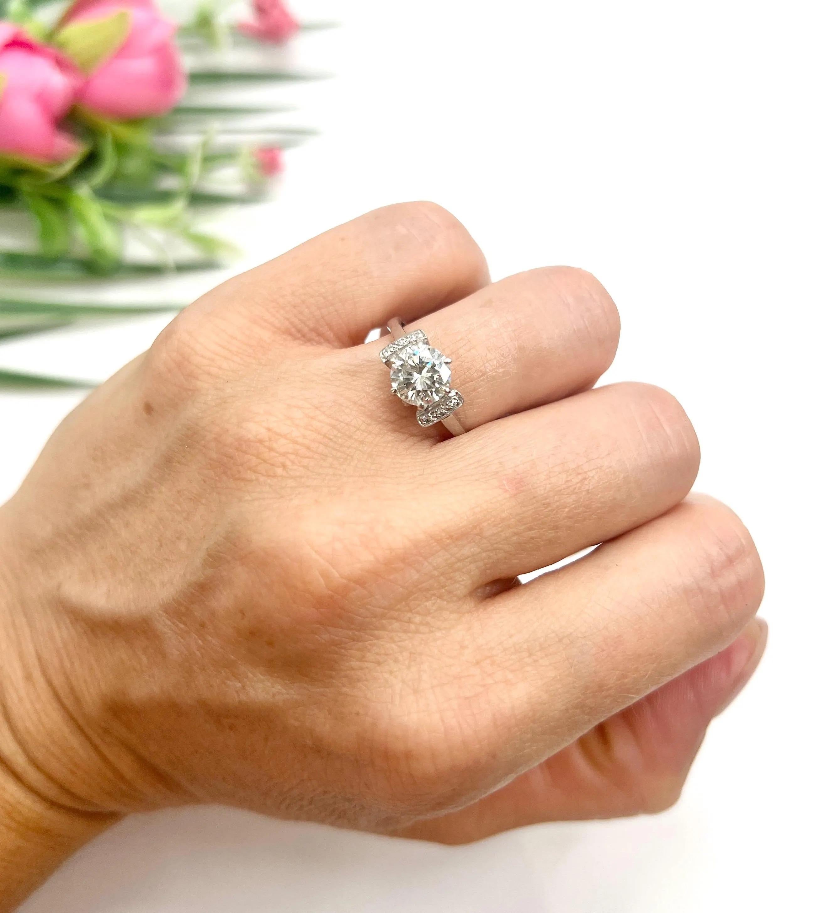 Antiker 18-Karat-Weißgold, 1920er Jahre 1,20 Karat Diamant Single Stone Verlobungsring im Zustand „Gut“ im Angebot in Brighton, GB