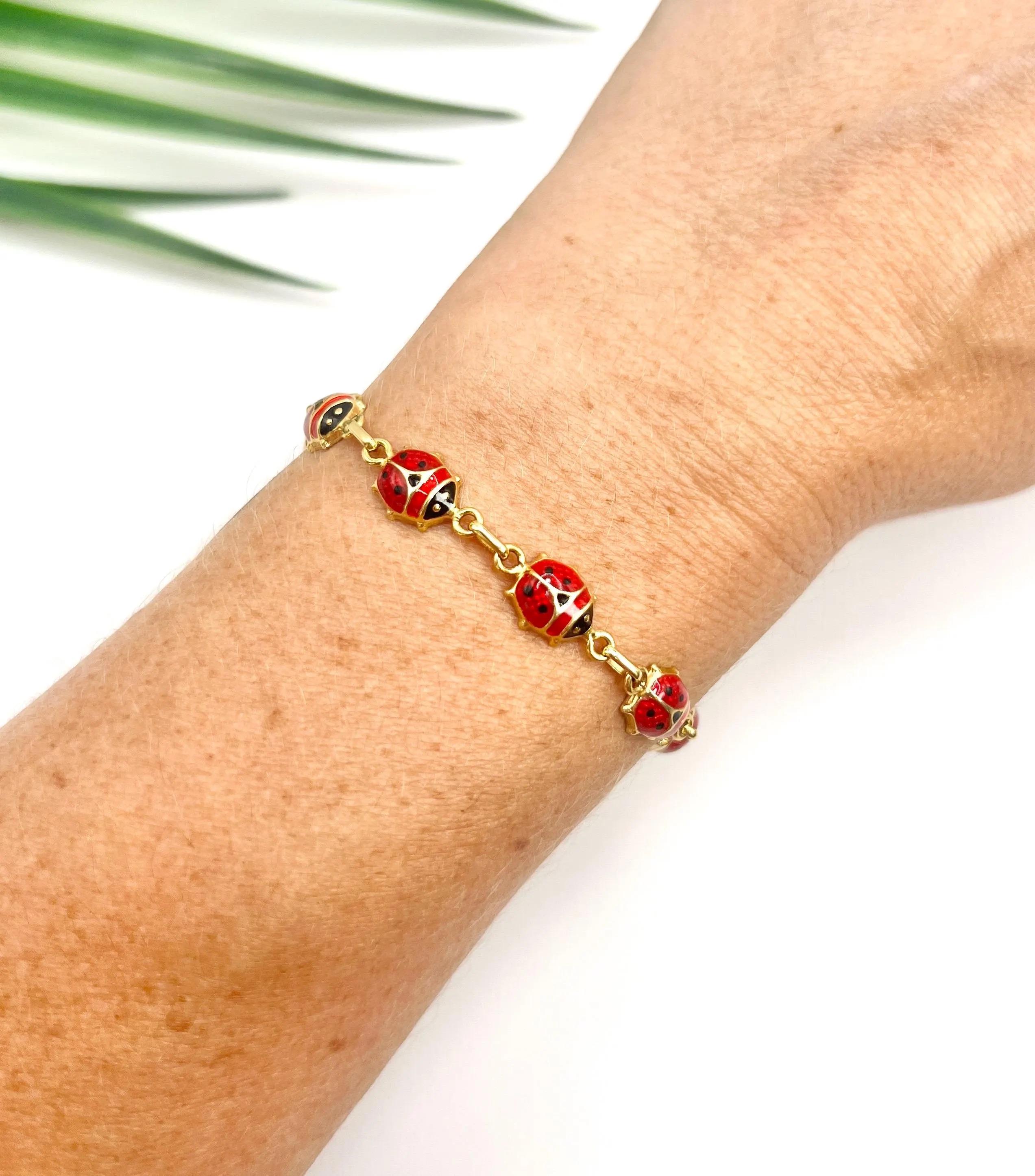 Vintage 14ct Gold Bright Coloured Red & Back Enamel Ladybird / Ladybug Bracelet en vente 6