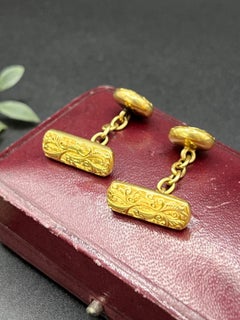 Gemelos antiguos de oro amarillo de 18 quilates, grabados a mano, de alrededor de 1880