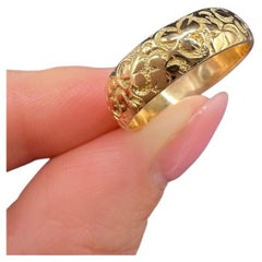 Antique 18ct Yellow Gold, 1920s Engraved Wedding Band