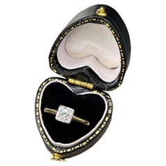 Anello di fidanzamento antico con diamante singolo, in oro 18 carati con punzonatura, risalente agli anni ’20 circa