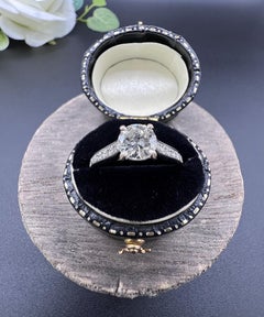 Antique 1930s 0.89 Carat Diamond Set in Modern Platinum Ring Mount