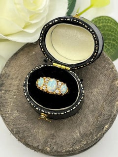 Antique 18ct Yellow Gold, Edwardian Carved Opal and Diamond Ring Hallmarked 1905