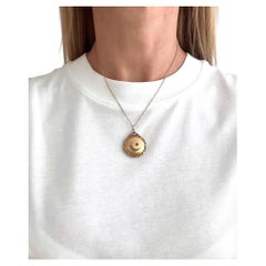 Médaillon rond édouardien ancien en or 9 carats, orné d'un croissant et d'une étoile, poinçonné à Chester en 1909